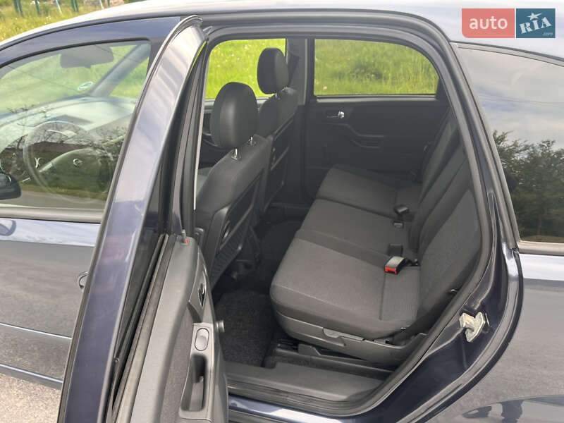 Микровэн Opel Meriva 2009 в Звягеле