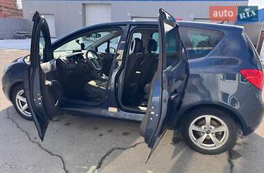 Микровэн Opel Meriva 2013 в 