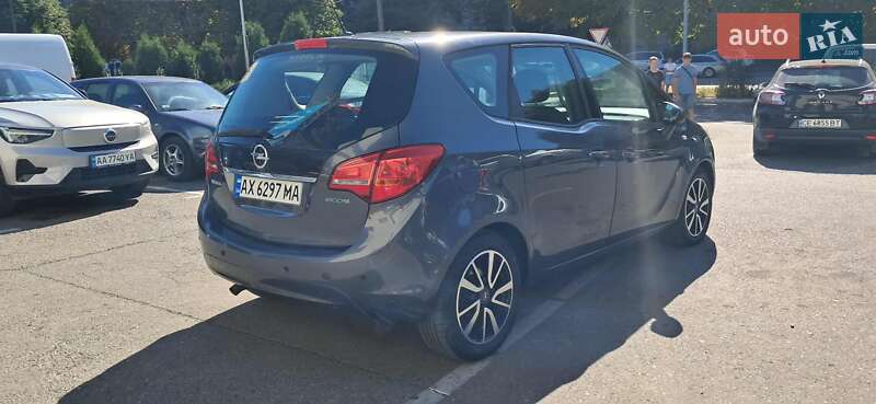 Мікровен Opel Meriva 2010 в Остриці