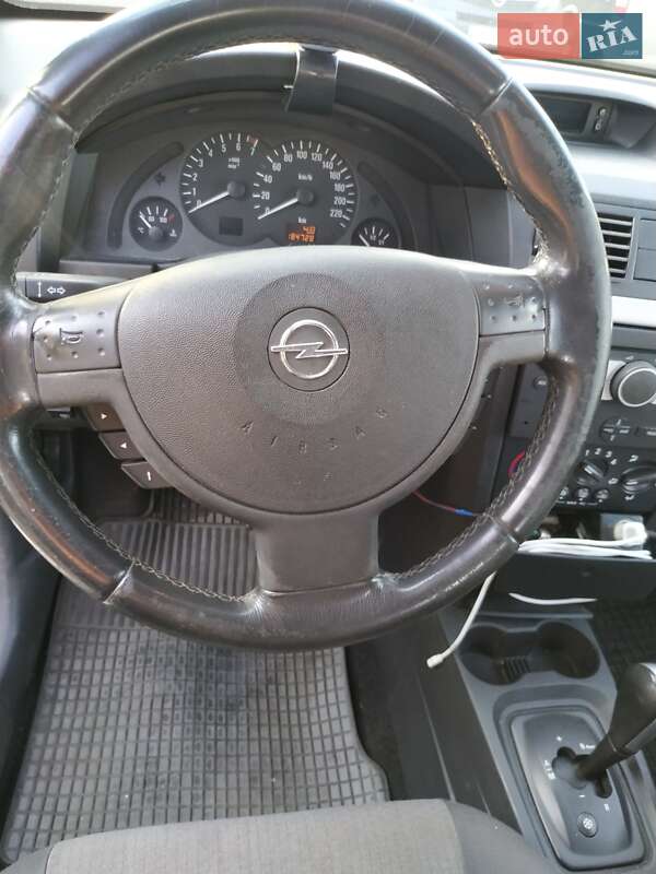 Мікровен Opel Meriva 2006 в Сваляві