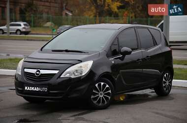 Мікровен Opel Meriva 2010 в Харкові
