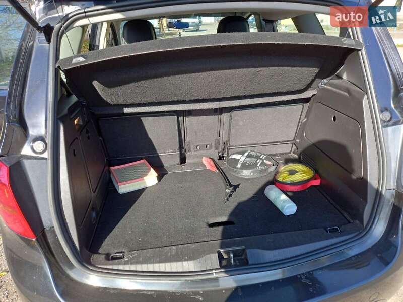 Микровэн Opel Meriva 2011 в Виннице