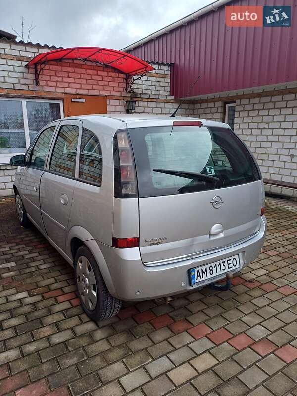 Микровэн Opel Meriva 2008 в Пулинах