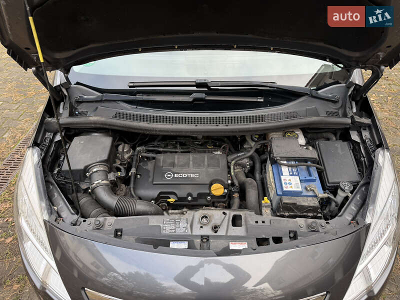 Микровэн Opel Meriva 2010 в Киеве