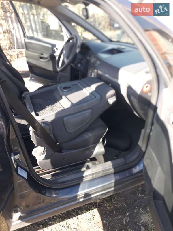 Микровэн Opel Meriva 2006 в Львове