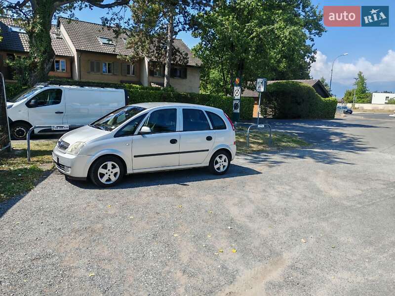 Микровэн Opel Meriva 2004 в Львове