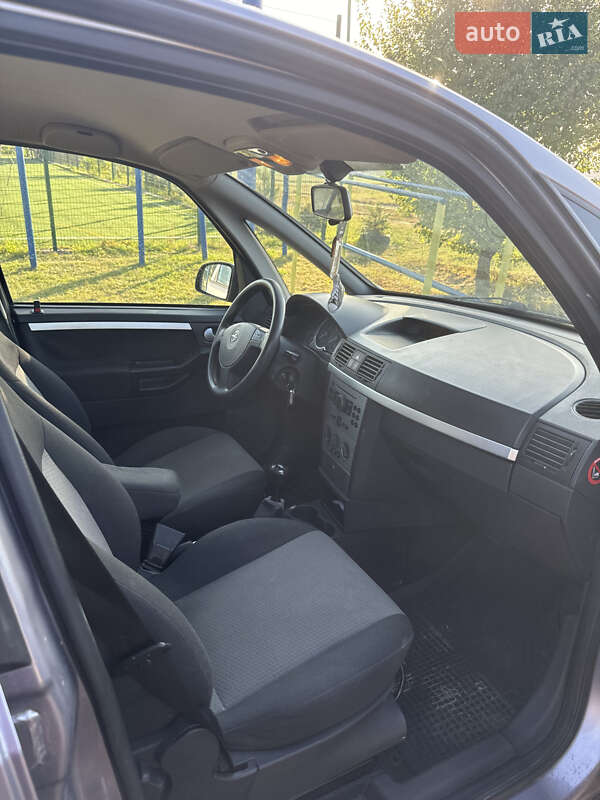 Микровэн Opel Meriva 2005 в Черновцах