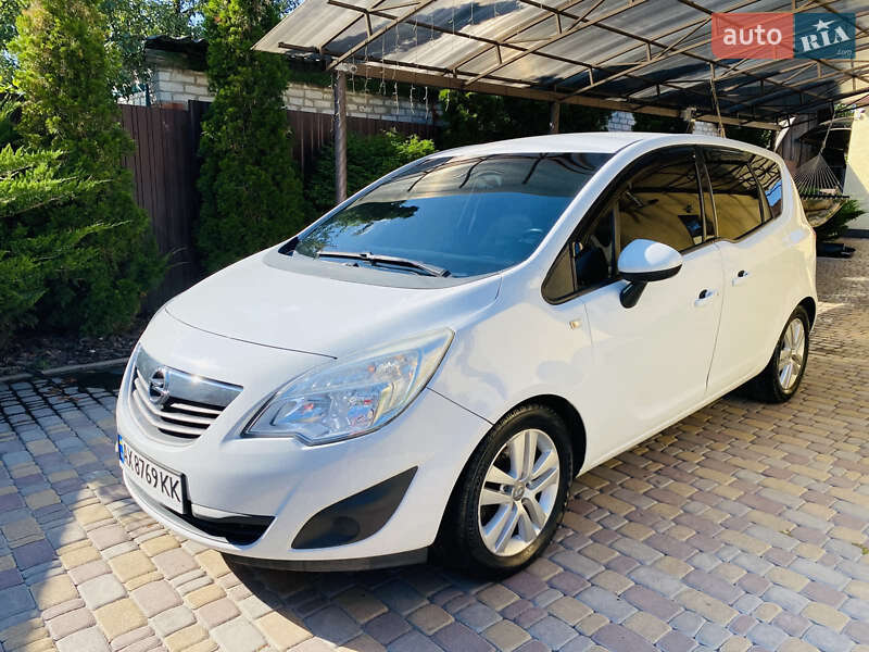 Микровэн Opel Meriva 2013 в Харькове