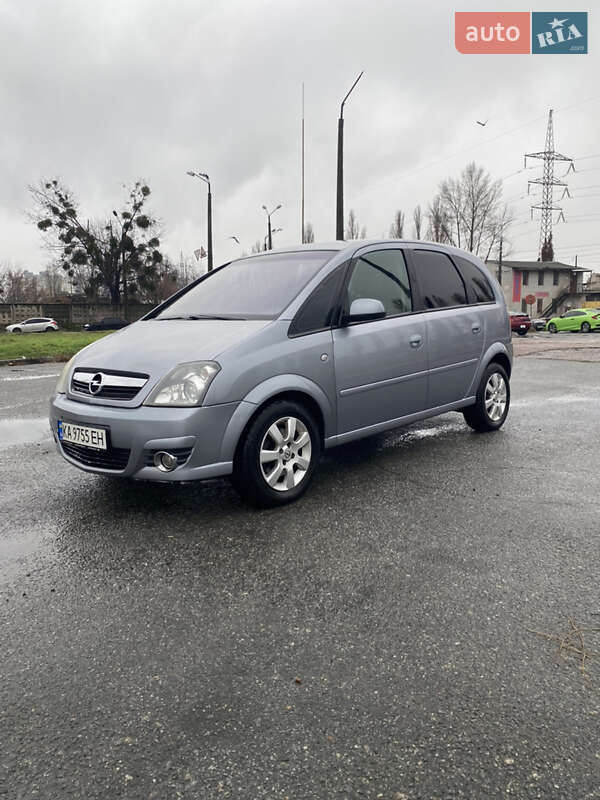 Микровэн Opel Meriva 2006 в Киеве
