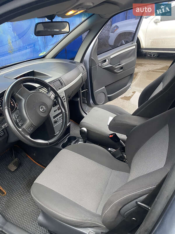 Микровэн Opel Meriva 2006 в Киеве