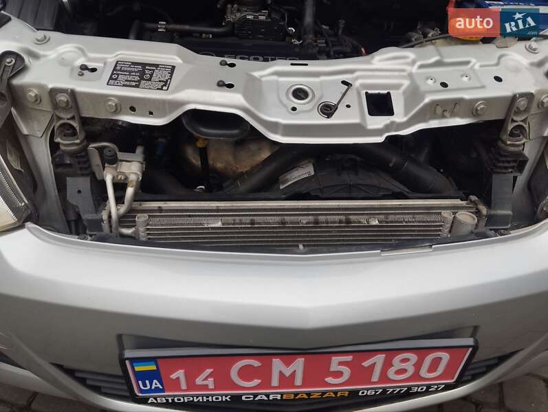 Микровэн Opel Meriva 2009 в Львове