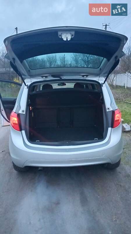 Микровэн Opel Meriva 2011 в Кременчуге