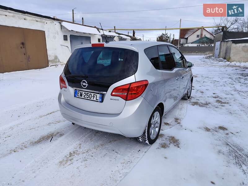 Мікровен Opel Meriva 2010 в Калуші