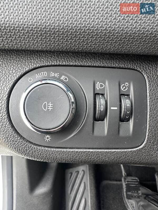 Микровэн Opel Meriva 2014 в Белогородке