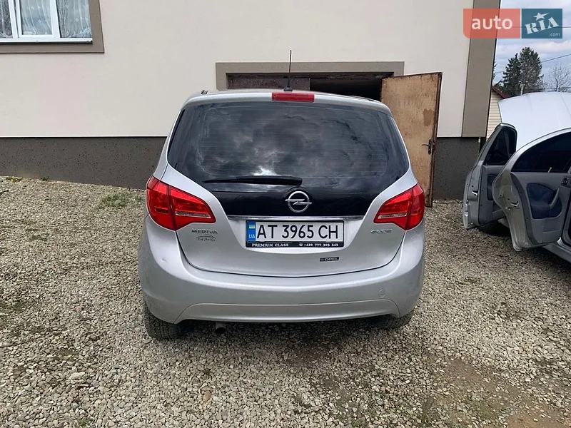 Opel Meriva 2011