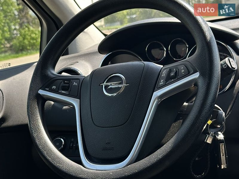 Микровэн Opel Meriva 2014 в Белогородке