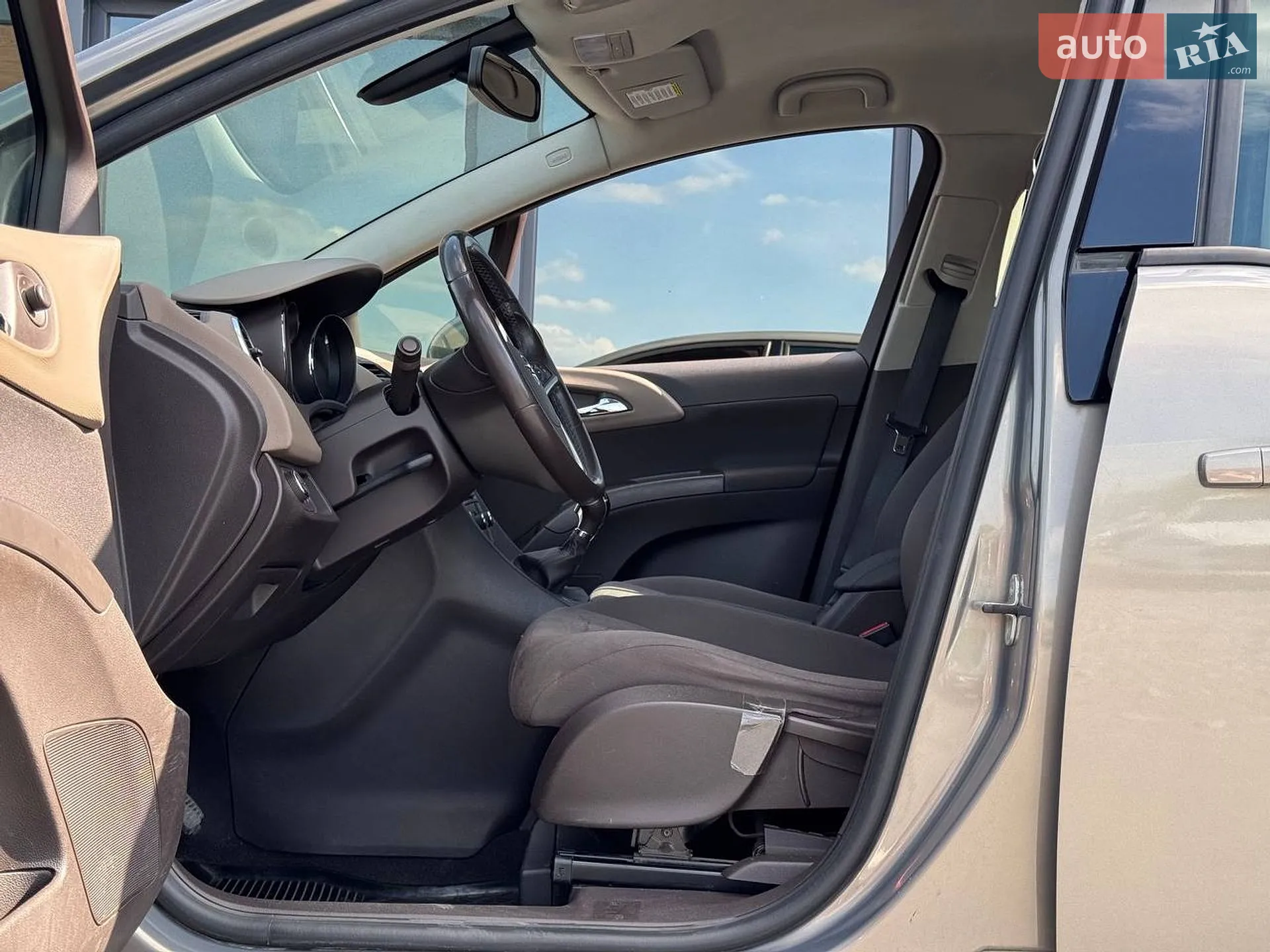2010 Opel Meriva - мініатюра 26