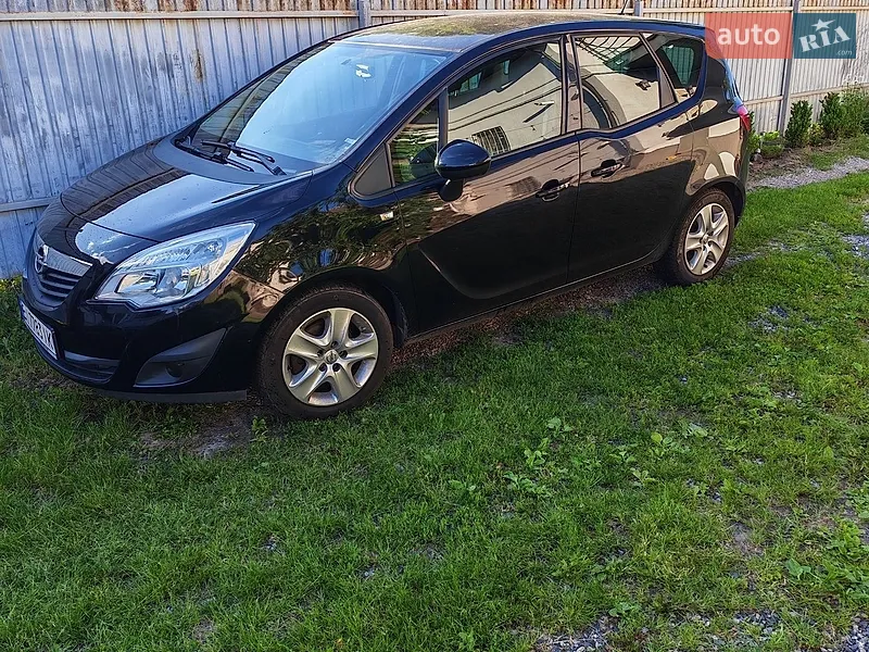 Opel Meriva 2011