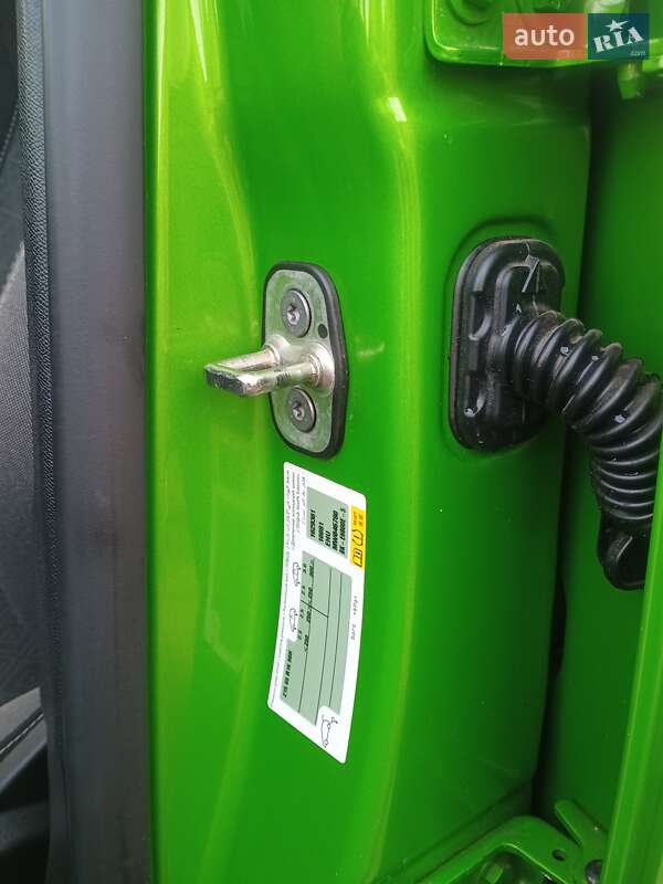 Внедорожник / Кроссовер Opel Mokka-e 2021 в Лебедине