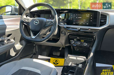 Позашляховик / Кросовер Opel Mokka-e 2023 в 