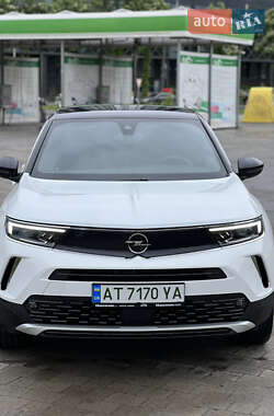 Позашляховик / Кросовер Opel Mokka-e 2021 в 