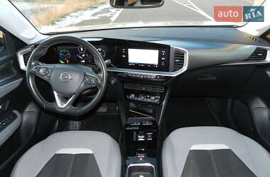 Позашляховик / Кросовер Opel Mokka-e 2021 в 