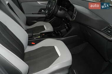 Позашляховик / Кросовер Opel Mokka-e 2021 в 