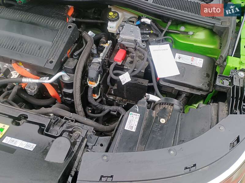 Внедорожник / Кроссовер Opel Mokka-e 2021 в Лебедине