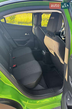 Внедорожник / Кроссовер Opel Mokka-e 2021 в 