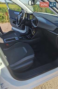 Позашляховик / Кросовер Opel Mokka-e 2021 в 