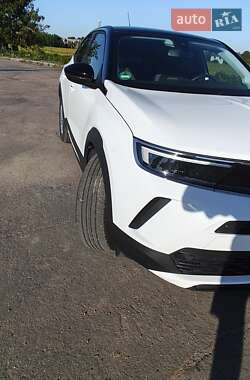Позашляховик / Кросовер Opel Mokka-e 2021 в 