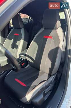 Внедорожник / Кроссовер Opel Mokka-e 2021 в 