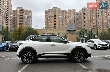 Позашляховик / Кросовер Opel Mokka-e 2023 в 