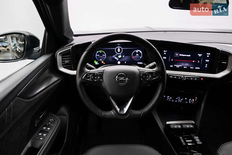 Внедорожник / Кроссовер Opel Mokka-e 2023 в Киеве