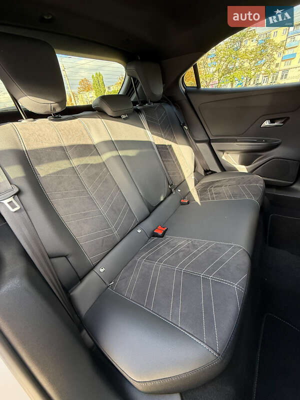 Внедорожник / Кроссовер Opel Mokka-e 2023 в Харькове фото 49 Внедорожник / Кроссовер Opel Mokka-e 2023 в Харькове