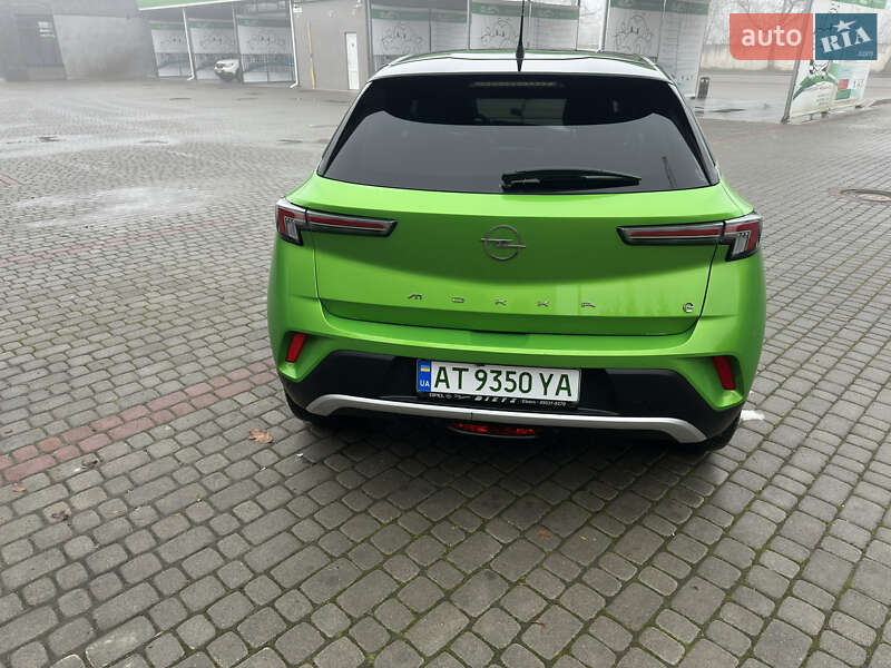 Позашляховик / Кросовер Opel Mokka-e 2021 в Івано-Франківську