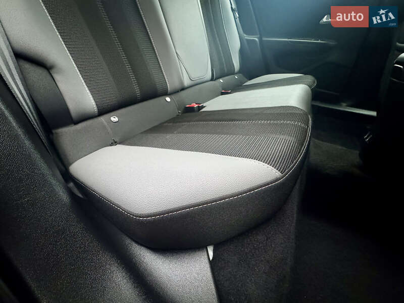 Позашляховик / Кросовер Opel Mokka-e 2023 в Луцьку