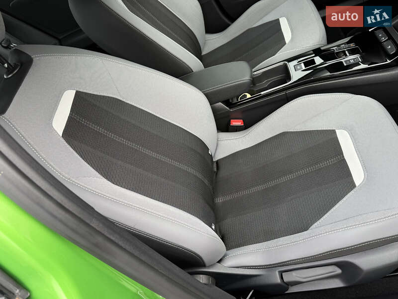 Позашляховик / Кросовер Opel Mokka-e 2022 в Львові фото 46 Позашляховик / Кросовер Opel Mokka-e 2022 в Львові