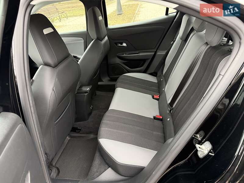 Позашляховик / Кросовер Opel Mokka-e 2023 в Харкові