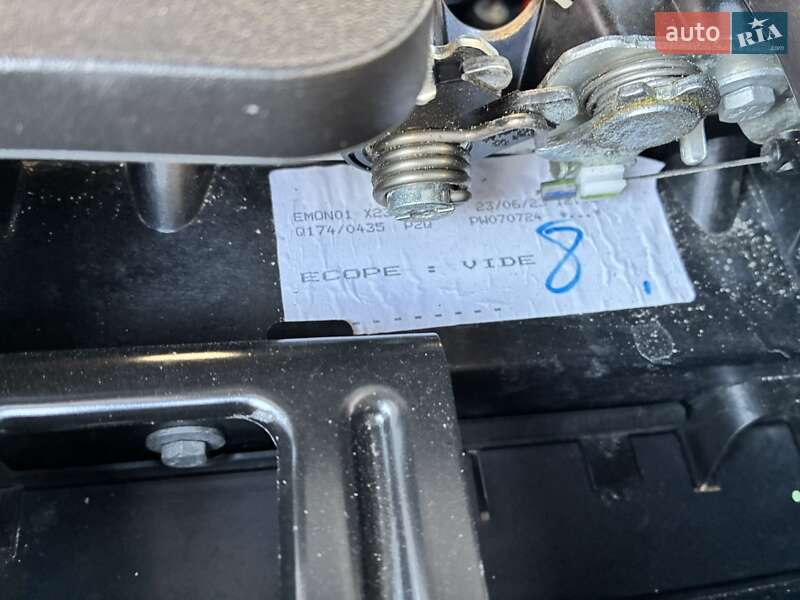 Внедорожник / Кроссовер Opel Mokka-e 2023 в Киеве