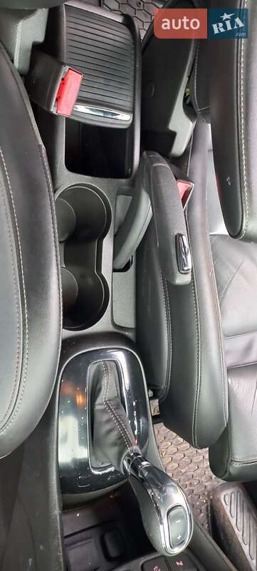 Внедорожник / Кроссовер Opel Mokka 2012 в Луцке