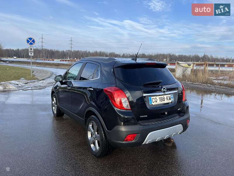 Внедорожник / Кроссовер Opel Mokka 2012 в Луцке