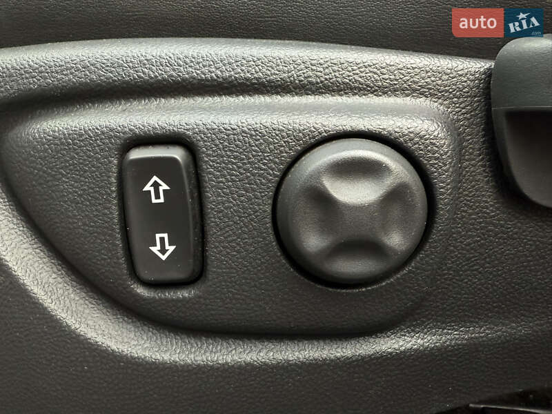 Позашляховик / Кросовер Opel Mokka 2012 в Києві