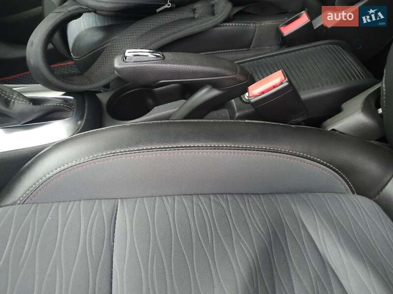 Внедорожник / Кроссовер Opel Mokka 2016 в Виннице