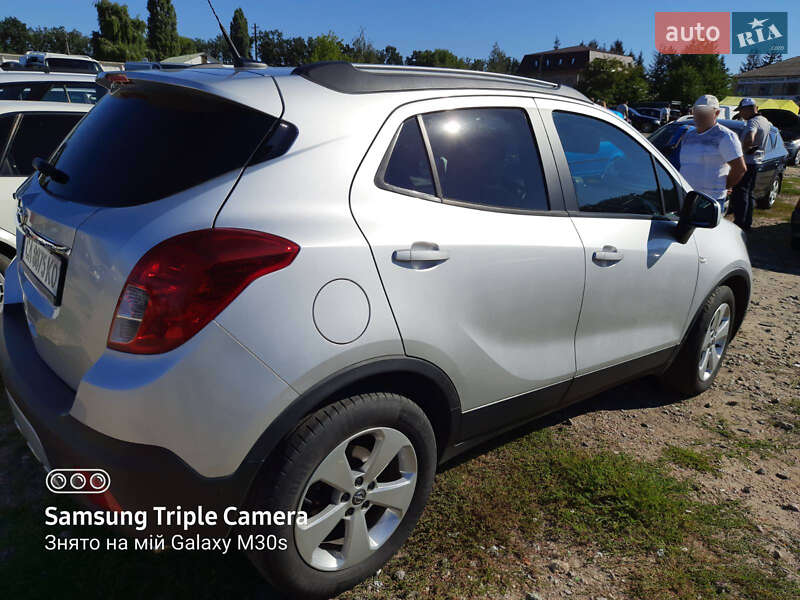 Внедорожник / Кроссовер Opel Mokka 2015 в 