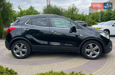 Позашляховик / Кросовер Opel Mokka 2013 в 