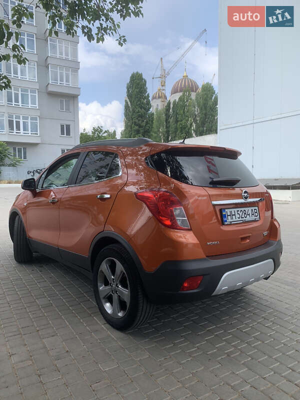 Внедорожник / Кроссовер Opel Mokka 2014 в Одессе