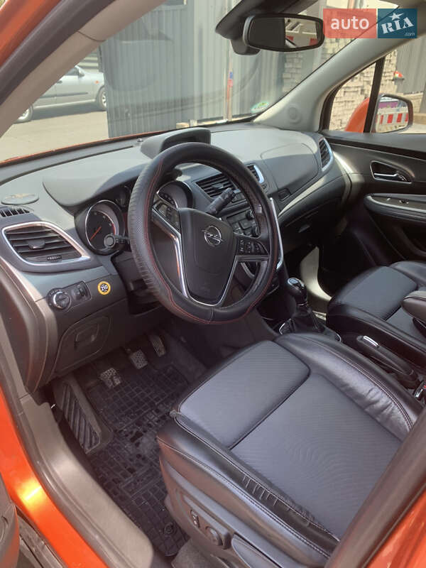 Внедорожник / Кроссовер Opel Mokka 2014 в Одессе