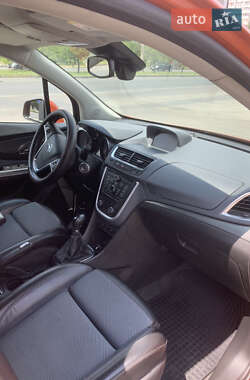 Внедорожник / Кроссовер Opel Mokka 2014 в 