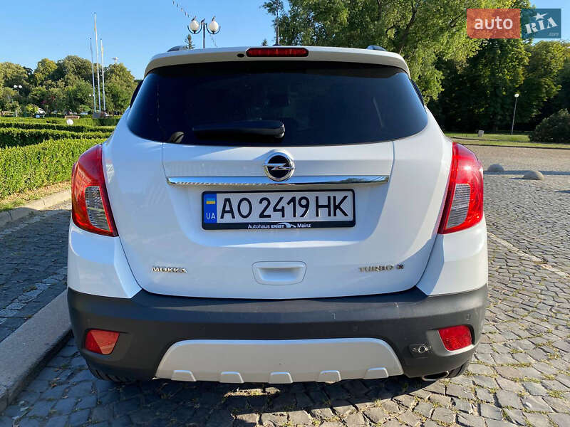 Внедорожник / Кроссовер Opel Mokka 2013 в Ужгороде
